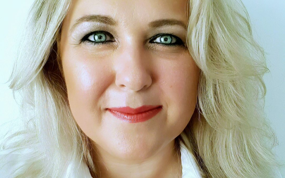 „Ezen az oldalon megtaláltam mindazt, amit akartam…” – Beszélgetés Urbán Enikővel, egyik leglelkesebb felolvasónkkal